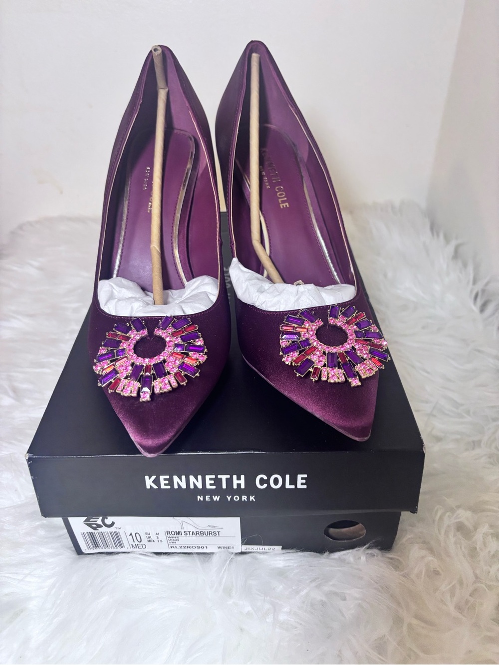 Kenneth Cole wine Satin Pointed-Toe Embellished Pumps
